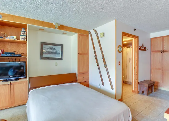 Vacation rental: Iron Horse Studio
